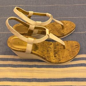 Chaps Women's Cream Sandals